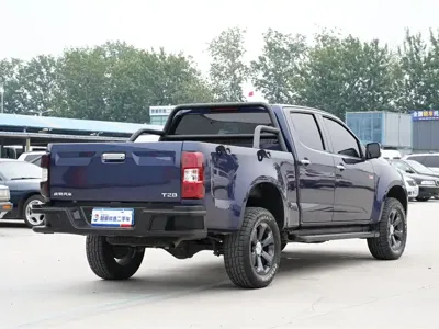 Isuzu 庆铃T28 2026, 8000 км, за 99000 CNY