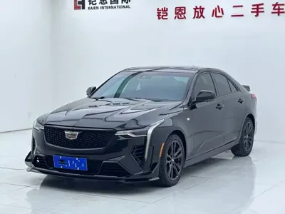 Cadillac CT4 · 2022 год