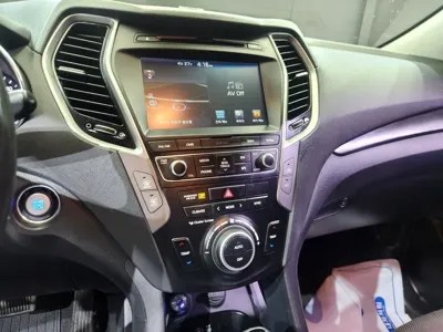 Hyundai Santafe 2017, 93465 км, за 10800000 KRW - фото 12
