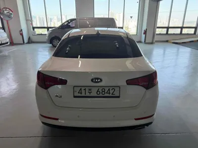 Kia K5 2011, 112061 км, за 4700000 KRW