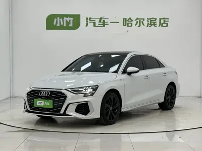 Audi A3 · 2022 год