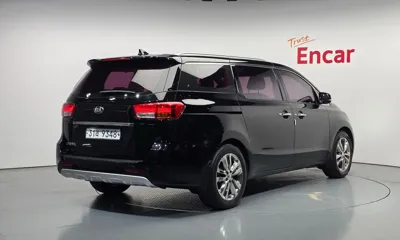 Kia Canival 2018, 104346 км, за 12590000 KRW - фото 2
