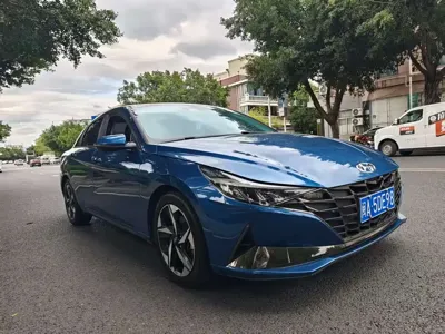 Hyundai Elantra 2021, 60000 км, за 46000 CNY