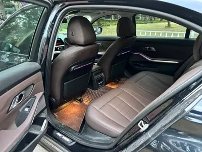 BMW 3 Series 2020, 49000 км, за 133800 CNY