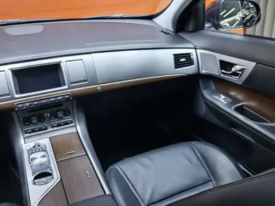 Jaguar XF 2014, 96000 км, за 49800 CNY - фото 19
