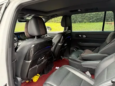 Li Auto Li ONE 2022, 57000 км, за 135800 CNY - фото 9