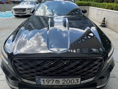 Genesis GV70 · 2025 год