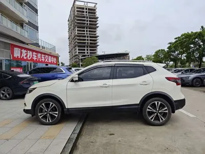 Nissan Qashqai 2020, 26300 км, за 56800 CNY