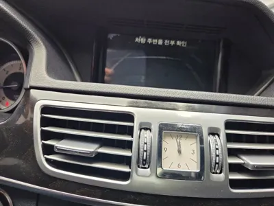 Mercedes-Benz E-Class 2015, 105500 км, за 10800000 KRW - фото 16