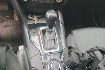 Mazda Mazda 3 Axela 2016, 103700 км, за 45423.23 CNY - фото 11