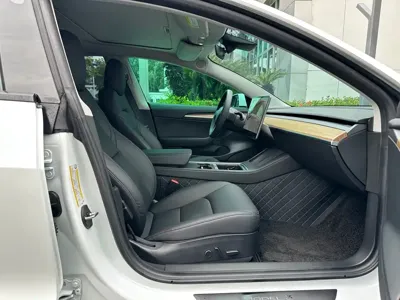 Tesla Model 3 2021, 99000 км, за 109800 CNY - фото 13