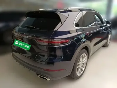 Porsche Cayenne Hybrid 2021, 93699 км, за 315300 CNY - фото 12