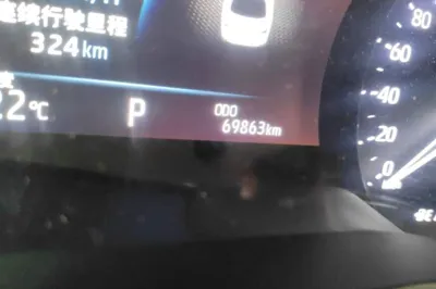 Toyota Avalon 2019, 70000 км, за 114457.41 CNY - фото 11