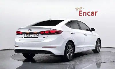 Hyundai Avante 2017, 111632 км, за 10400000 KRW