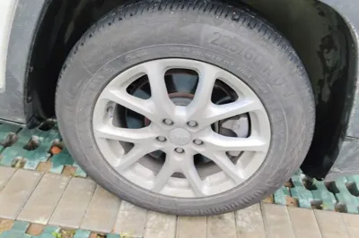 Jeep Cherokee 2016, 91400 км, за 48333.56 CNY - фото 8