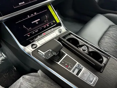 Audi A6L 0, 100 км, за 349799 CNY - фото 5