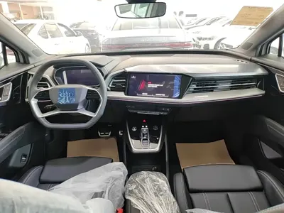Audi Q4 e-tron 2026, 100 км, за 160000 CNY - фото 10