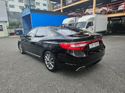 Hyundai Grandeur 2015, 119965 км, за 7200000 KRW - фото 5