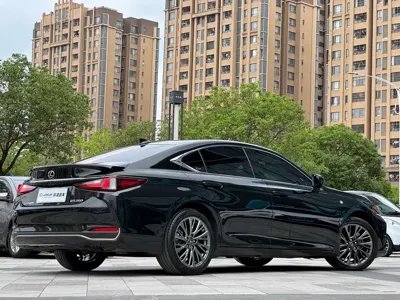 Lexus ES 2021, 50000 км, за 228000 CNY - фото 6