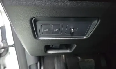 Land Rover Discovery 2017, 88182 км, за 27200000 KRW - фото 28
