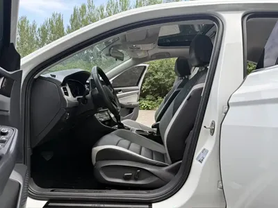 Volkswagen Bora 2022, 72000 км, за 87800 CNY - фото 12