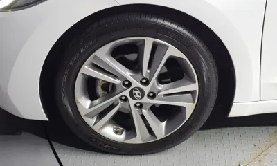Hyundai Avante 2016, 90001 км, за 9900000 KRW - фото 5