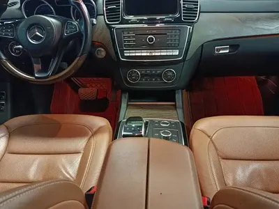 Mercedes-Benz GLS 2016, 165000 км, за 256800 CNY - фото 16