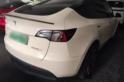 Tesla Model Y 2023, 59500 км, за 225087.56 CNY - фото 6