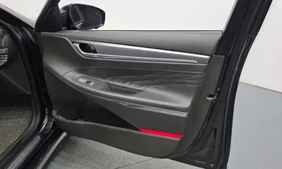 Hyundai Grandeur 2020, 83075 км, за 15336.84 USD - фото 24