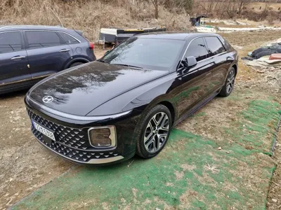 Hyundai Grandeur 2024, 33000 км, за 22180000 KRW