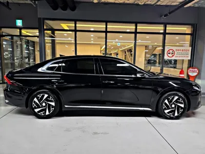 Hyundai Grandeur 2023, 55306 км, за 23900000 KRW