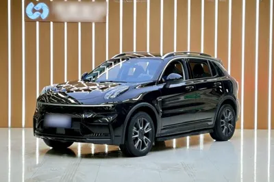 Lynk & Co 01 · 2024 год