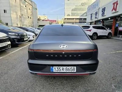Hyundai Grandeur 2023, 30600 км, за 32700000 KRW