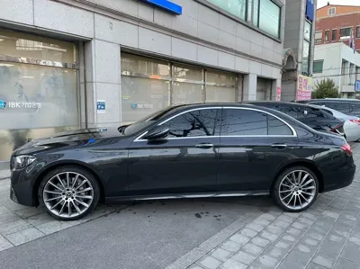 Mercedes-Benz E-Class 2022, 61500 км, за 36800000 KRW
