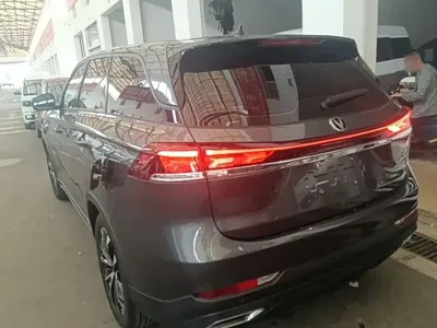 Changan X7 Plus 2024, 6899 км, за 71100 CNY - фото 5