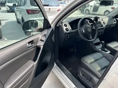 Volkswagen Tiguan 2017, 85000 км, за 43600 CNY - фото 6