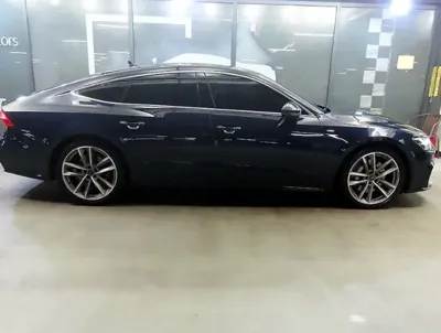 Audi A7 2020, 52944 км, за 41990000 KRW