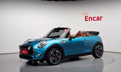 MINI Cooper Convertible · 2016 год