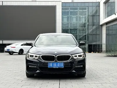 BMW 5 Series 2018, 64000 км, за 122000 CNY - фото 2