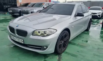 BMW 5-Series · 2012 год