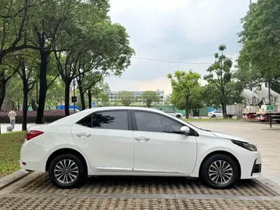 Toyota Corolla 2018, 110000 км, за 39800 CNY - фото 8