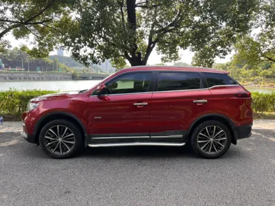Geely Emgrand X7 Sport 2018, 66300 км, за 46076.64 CNY - фото 9