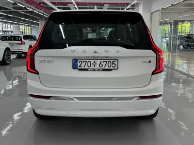 Volvo XC90 2026, 2632 км, за 84000000 KRW