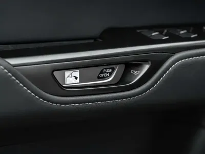 Lexus NX 2023, 41000 км, за 173800 CNY - фото 18