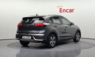 Kia Niro 2017, 84266 км, за 10900000 KRW