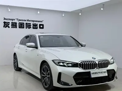 BMW 3 Series 2022, 29000 км, за 219800 CNY