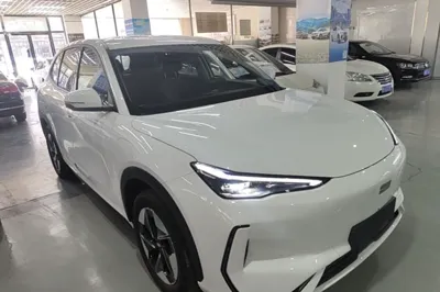 Geely Galaxy E5 2024, 35100 км, за 91779.23 CNY