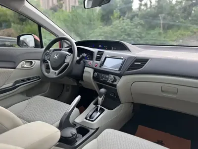 Honda Civic 2015, 100000 км, за 23800 CNY