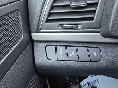 Hyundai Avante 2018, 104672 км, за 10200000 KRW - фото 20