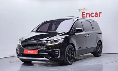 Kia Canival · 2019 год